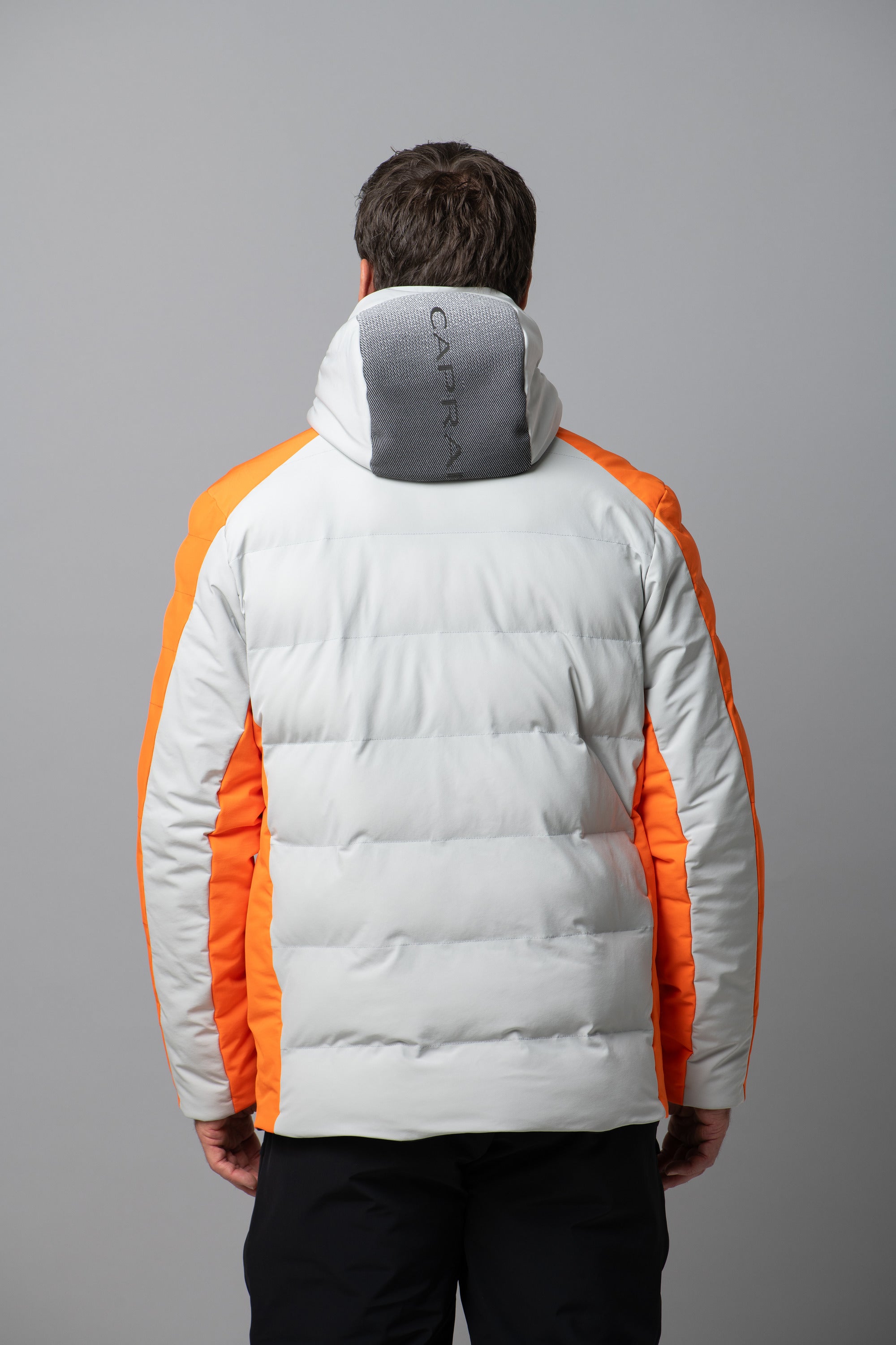 silver sky/vibrant orange