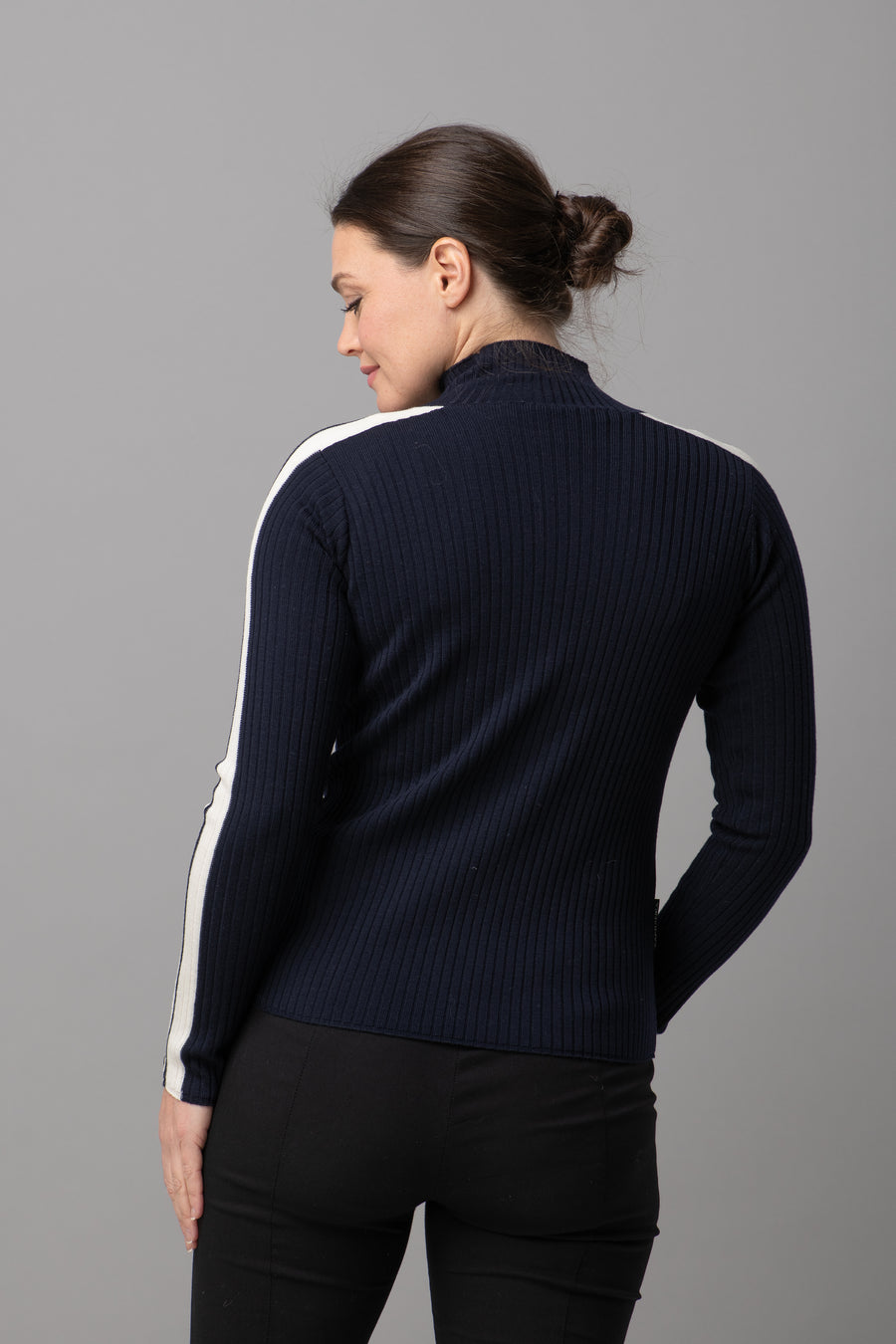 midnight navy/white